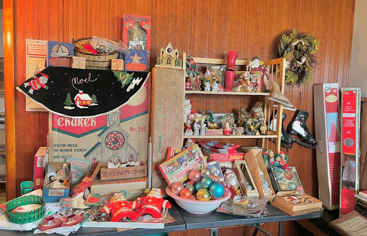 1 lb. “Junk Drawer” Lot for Treasure Seekers-coins, cards,smalls, #7TG