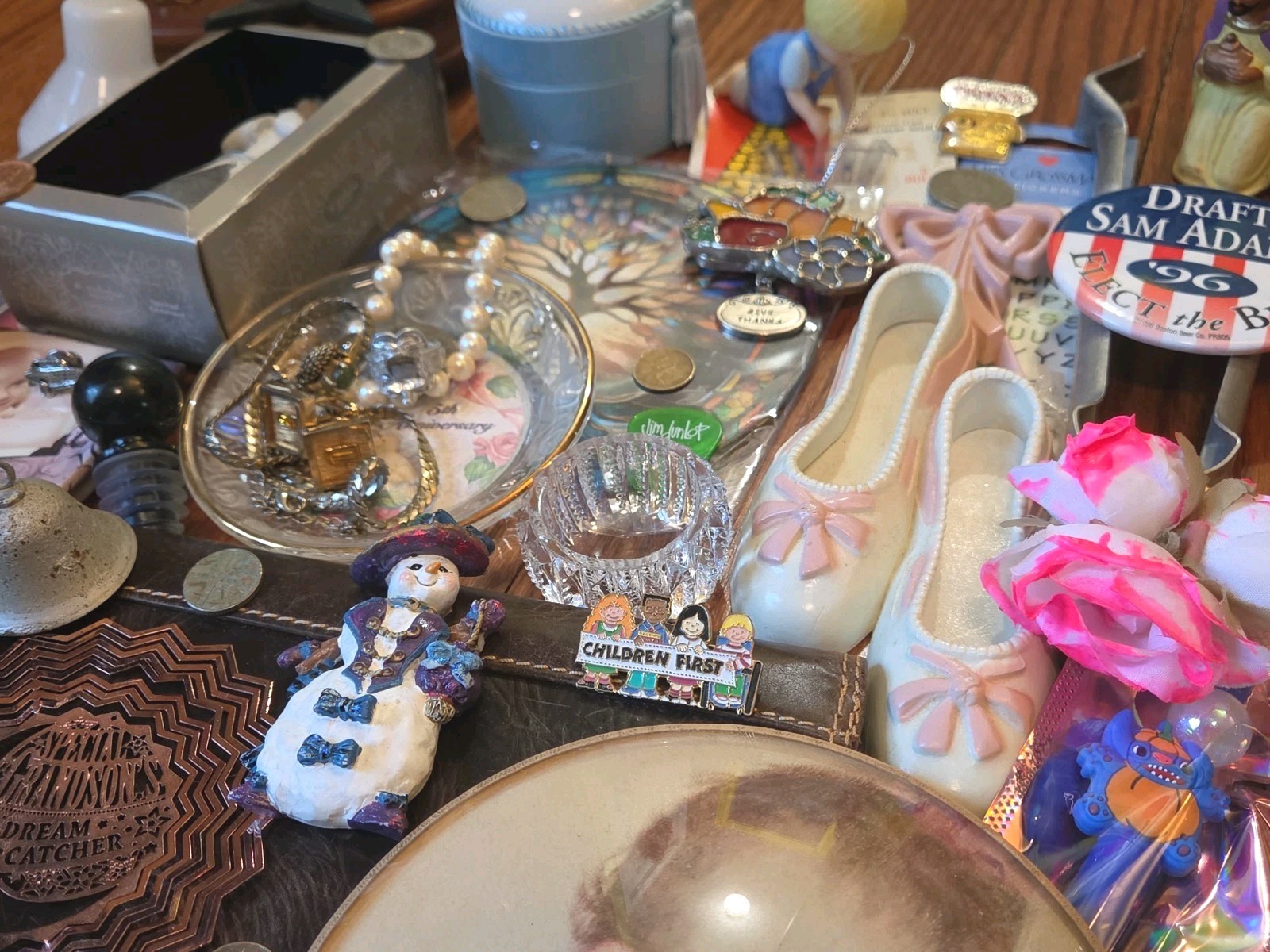 VINTAGE JUNK DRAWER LOT Coins Pins Collectibles And More!