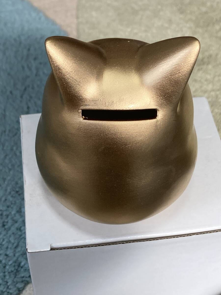 Wachifield Dayan Piggy Bank Cat Daruma Gold Figurine Collectible 4 inches