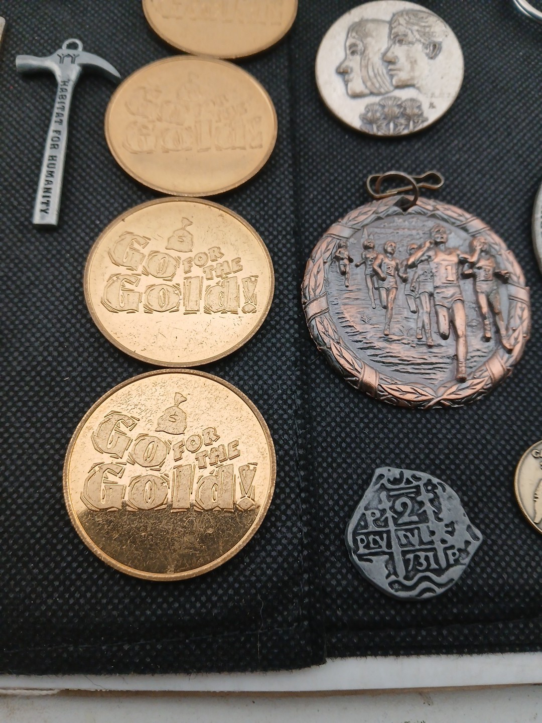 LOT OF GRANDPA’S vintage Souvenir coins pins Keychains collection