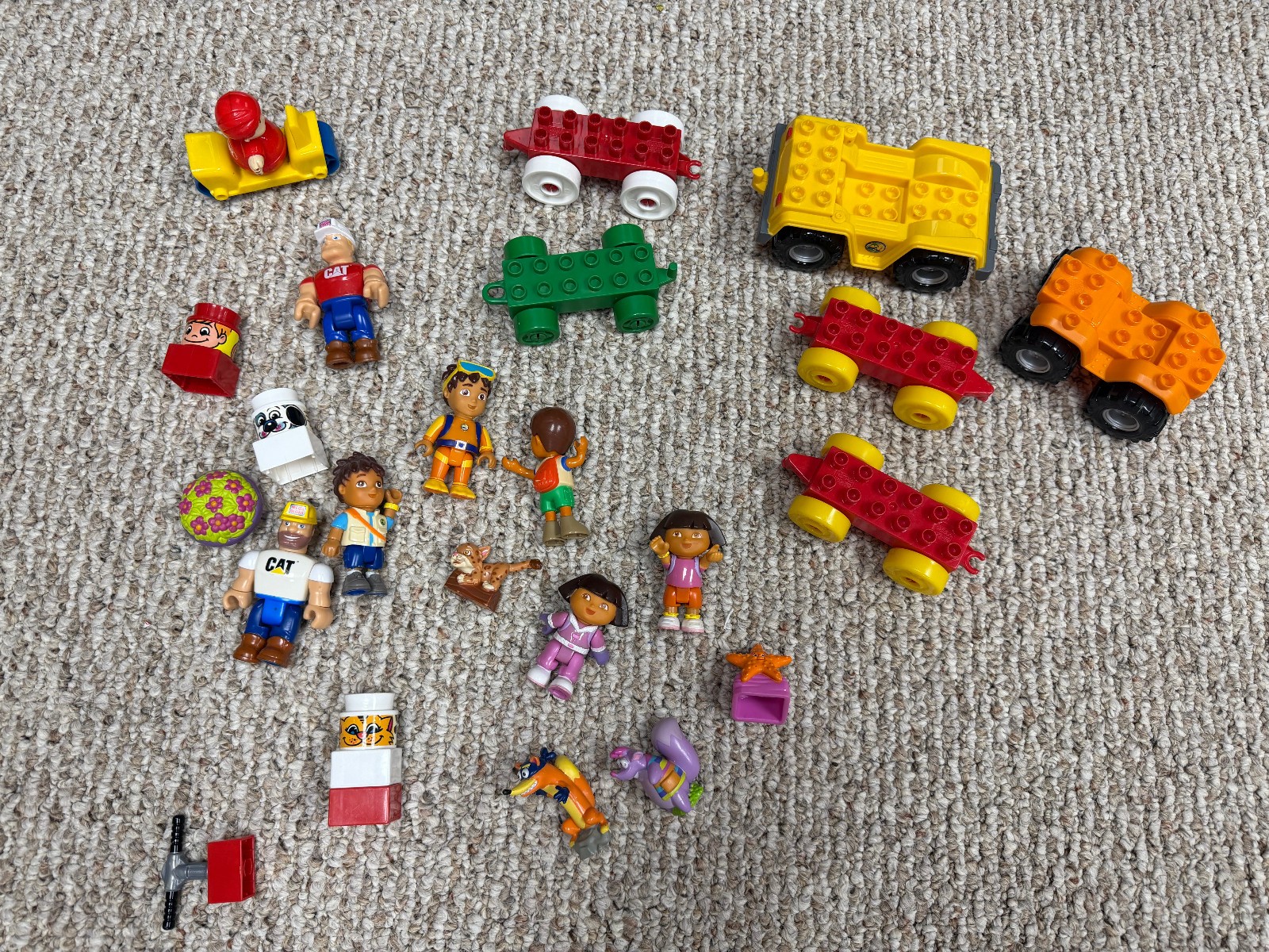 Huge Bulk Lot 24 lbs MEGA BLOKS Building Blocks Bricks Pieces People