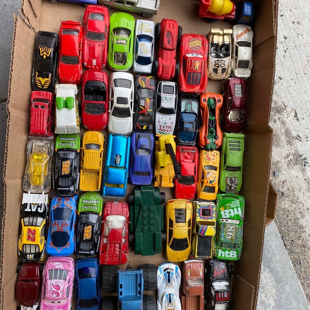 MANIFESTED LOT 70+ items “Junk Drawer” – Estate finds bulk mix, see description