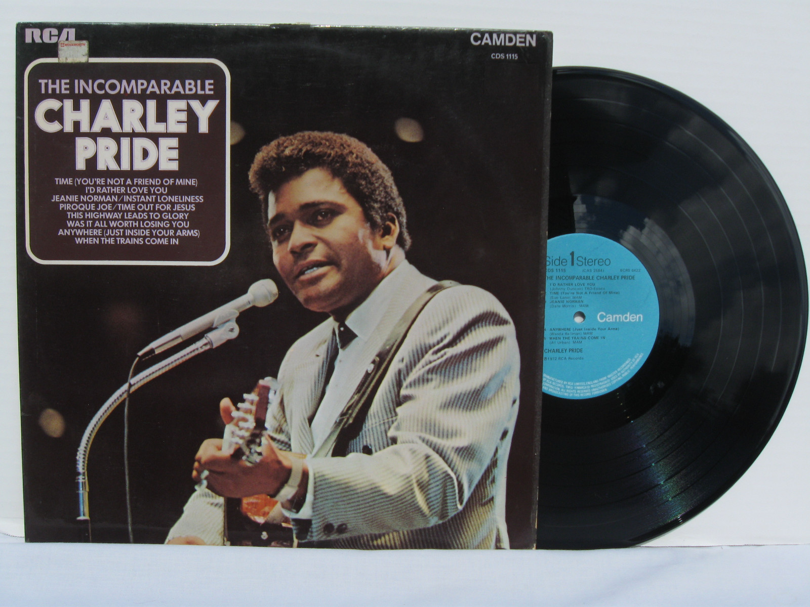 The Incomparable CHARLIE PRIDE vinyl LP RCA Camden CDS 1115 English import MINT!