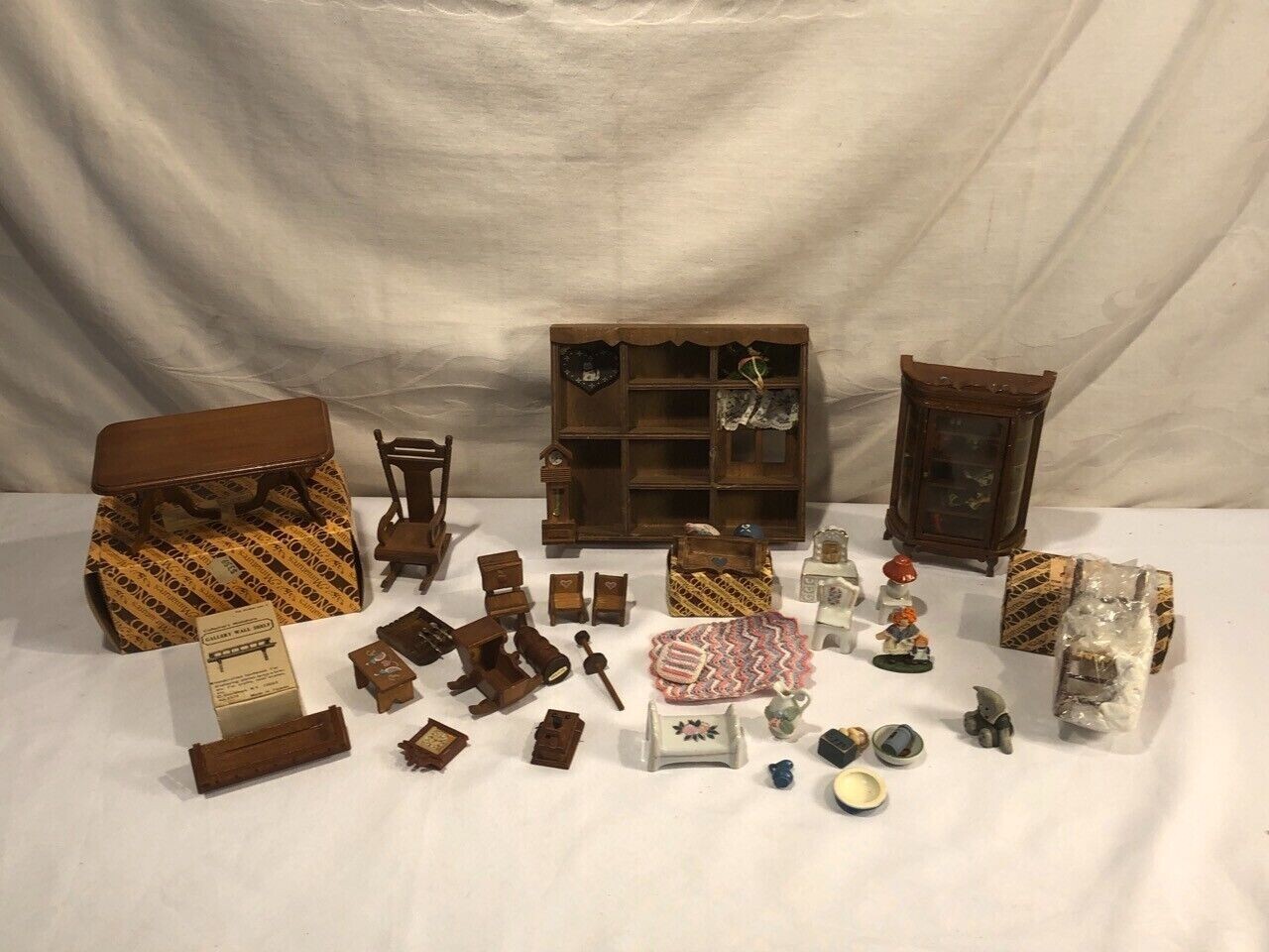 2 pounds “Junk Drawer lot” – Old to new items – Bulk mix – See Description-# GTW