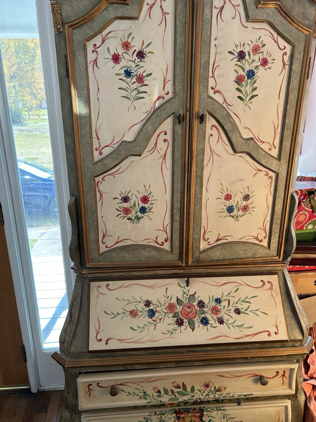 Home/Garage/Estate Sale Of Multiple Items