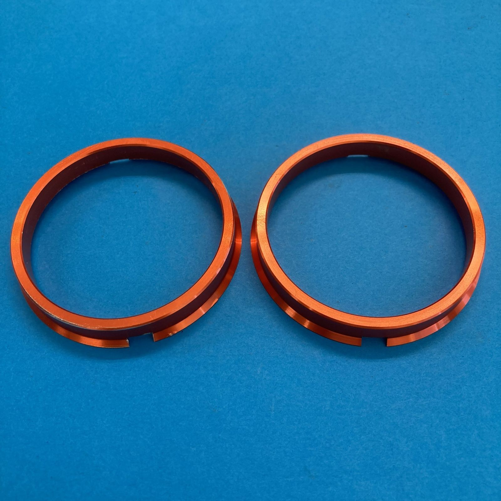 Nissan 4-hole hub ring, 2 pieces, for non-genuine wheels, outer diameter .67mm,