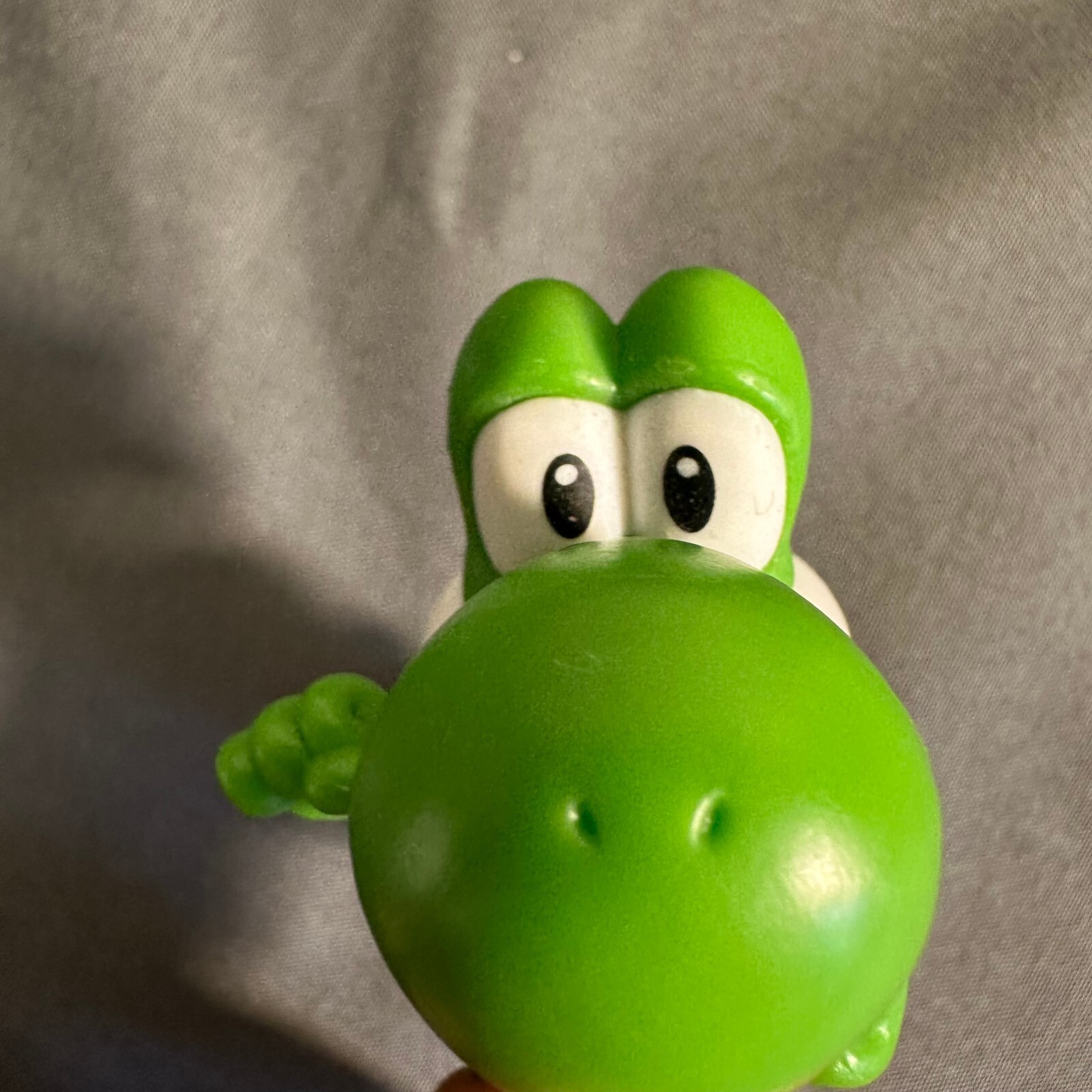 Yoshi Running Figure Plastic Movable Arms