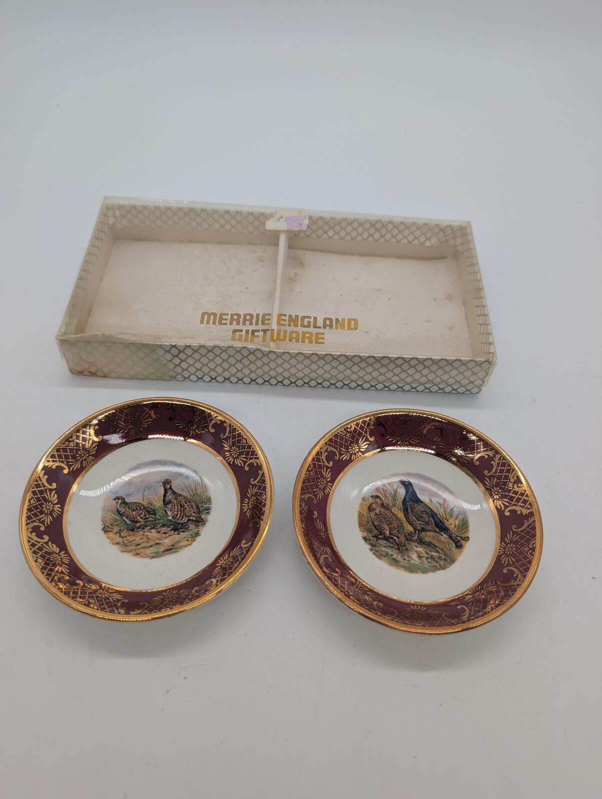 Merrie England Ware Bird Dishes Pair w/ Original Box Gold Burgundy England