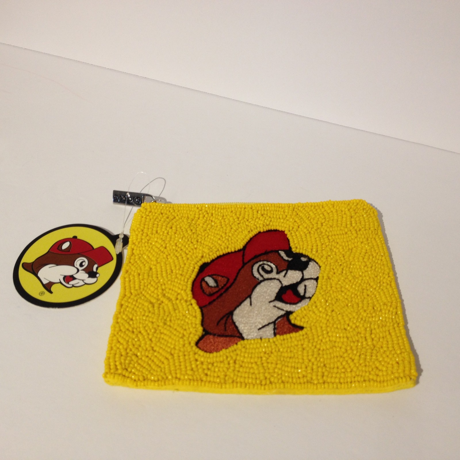 Buc-ee’s Souvenir Lot – Mascot Beaver Bag + Plastic Cup + Keychain + Beaded Bag