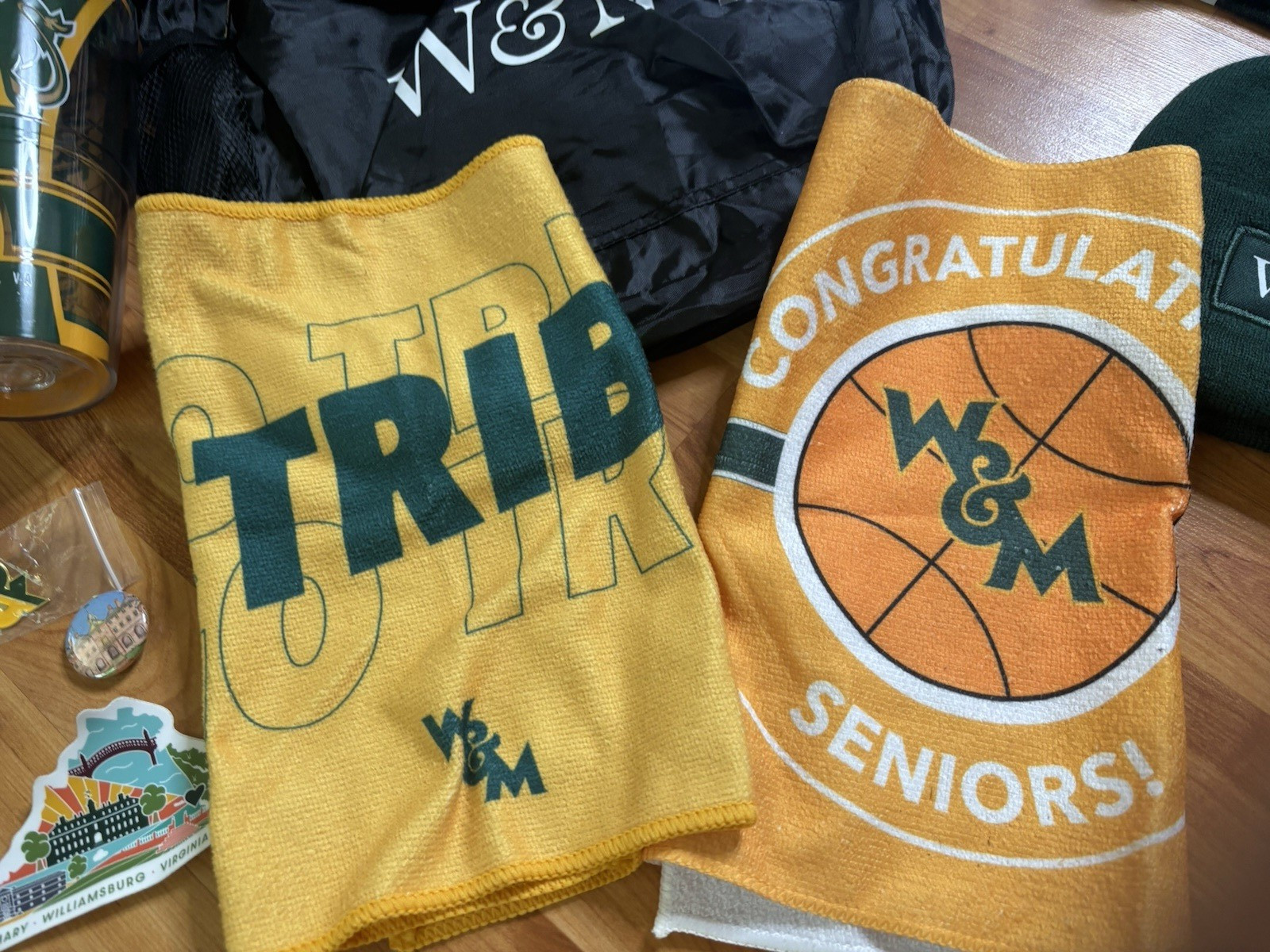 William & Mary Memorabillia Cup Bag Beanies Handtowels Pillow Cases Sticker Pin
