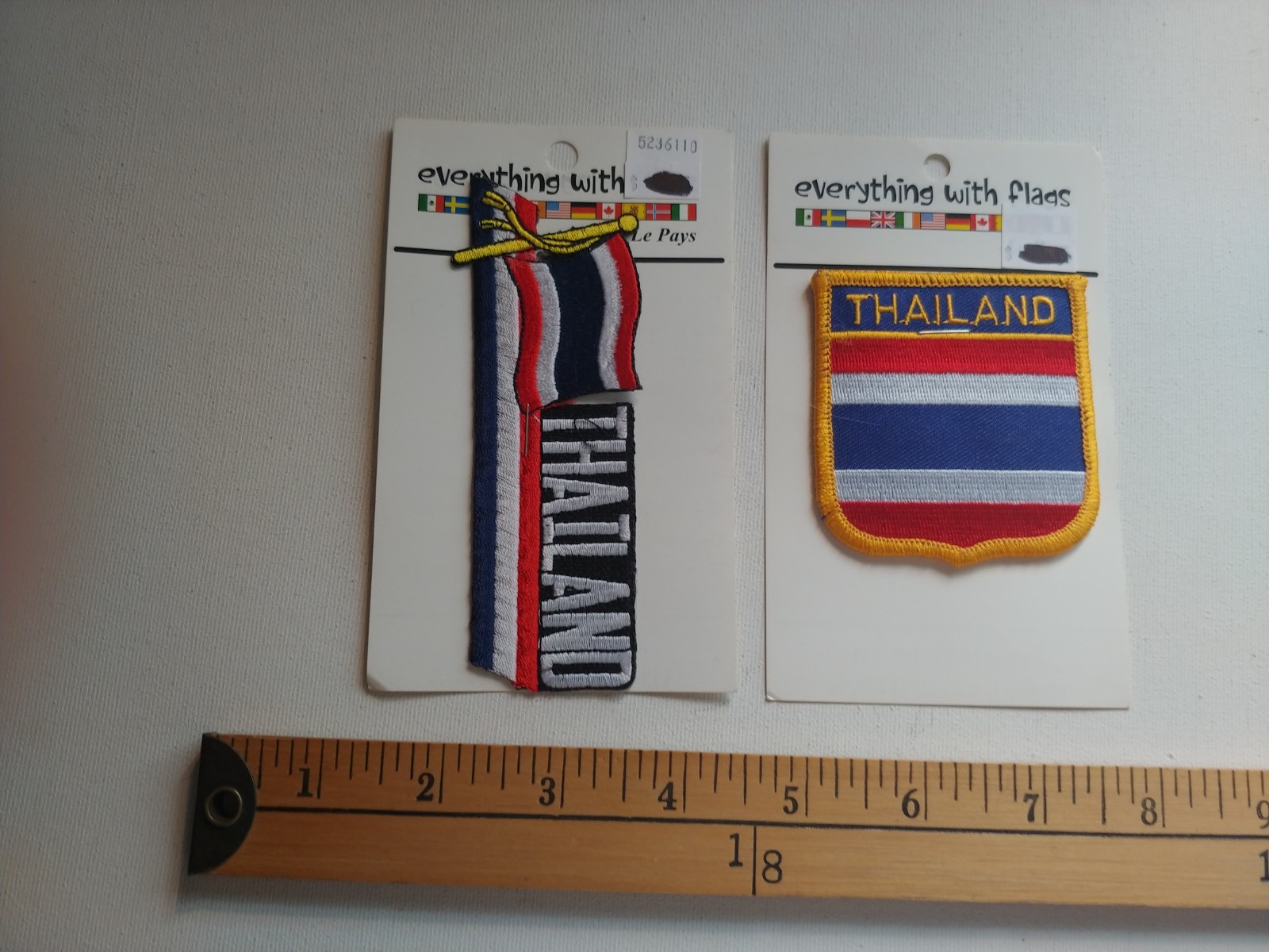 2 RARE 80S THAILAND COUNTRY TRAVEL SOUVENIR PATCH CREST ECUSSON
