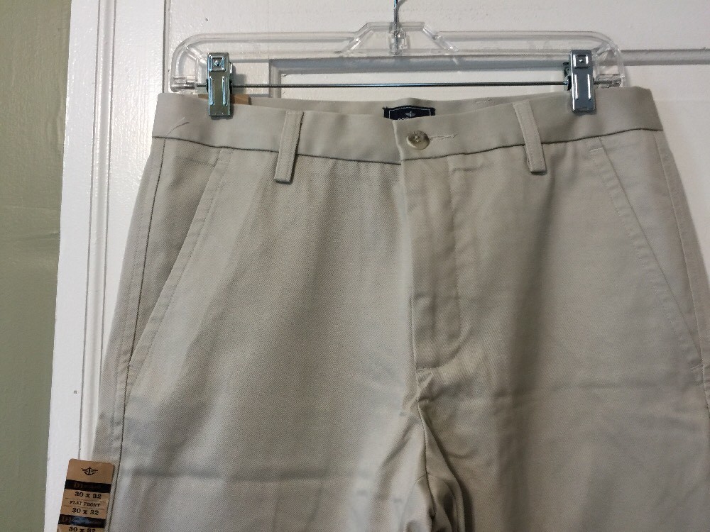 Dockers Signature Khaki Flat front Pants 30″ x 32″ $75 NWT, BEIGE NICE