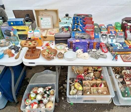 1 lb. “Junk Drawer” Lot for Treasure Seekers-coins, cards,smalls, #7TG