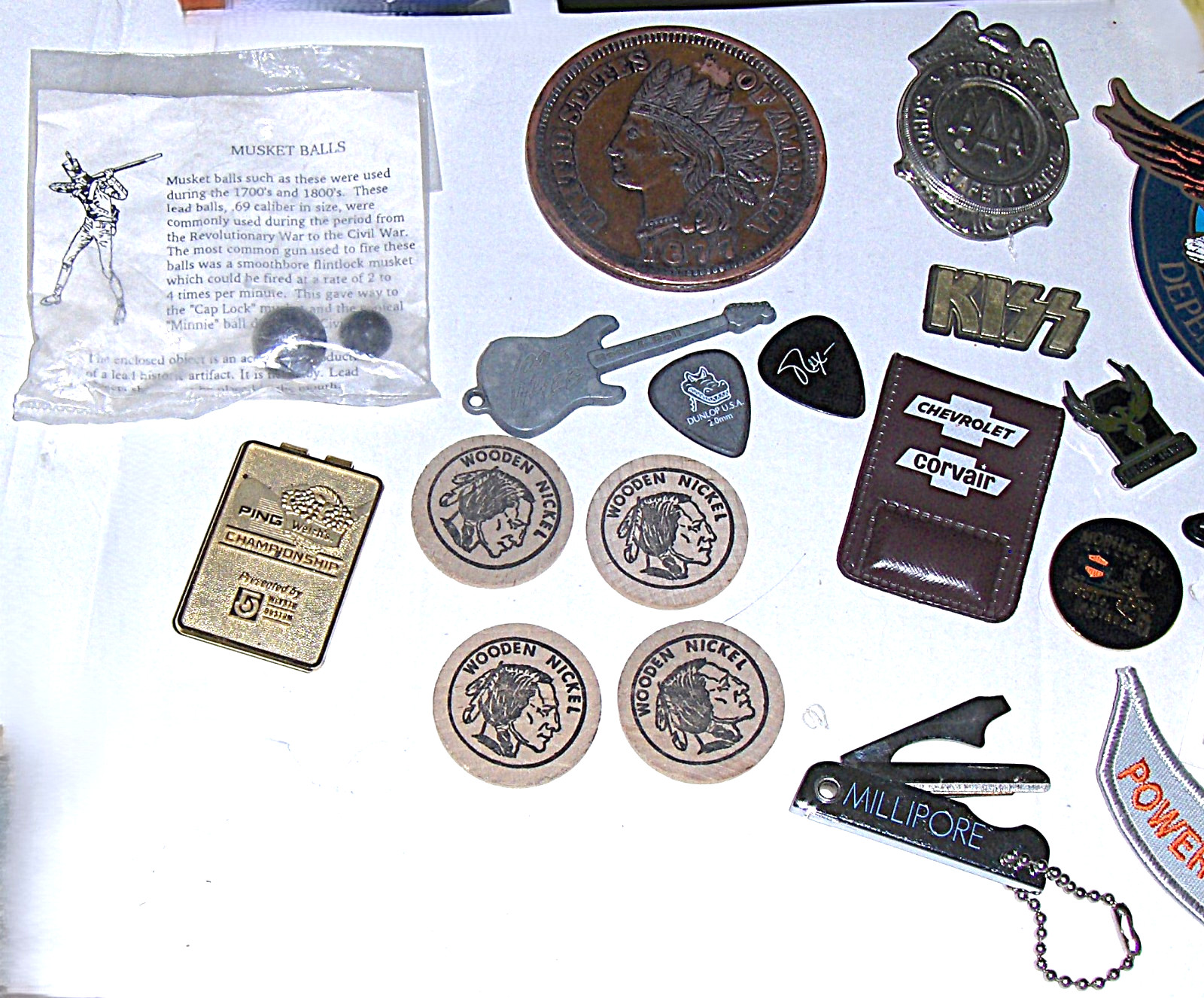 Vintage Miscellaneous Items ..JUNK DRAWER COLLECTIBLES ..Large Assorted Lot