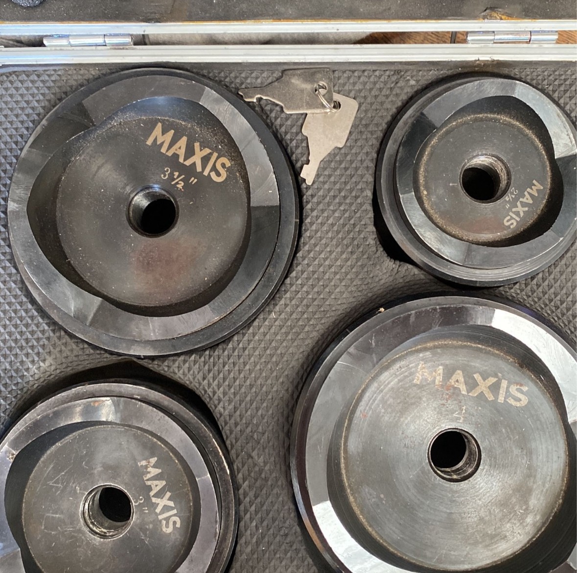 Multiple Items for Sale, Scaffolding, Knockout Set, etc.