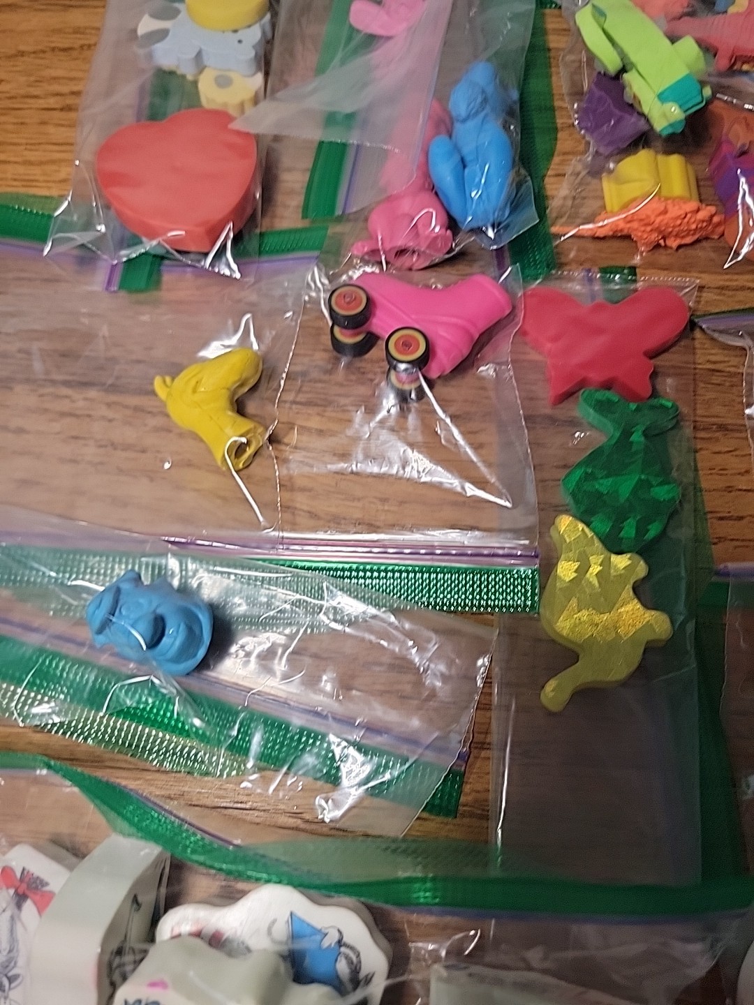 Lot Of 125+ Vintage Novelty Erasers And A Few Figurines Pre-Sorted by Like Items