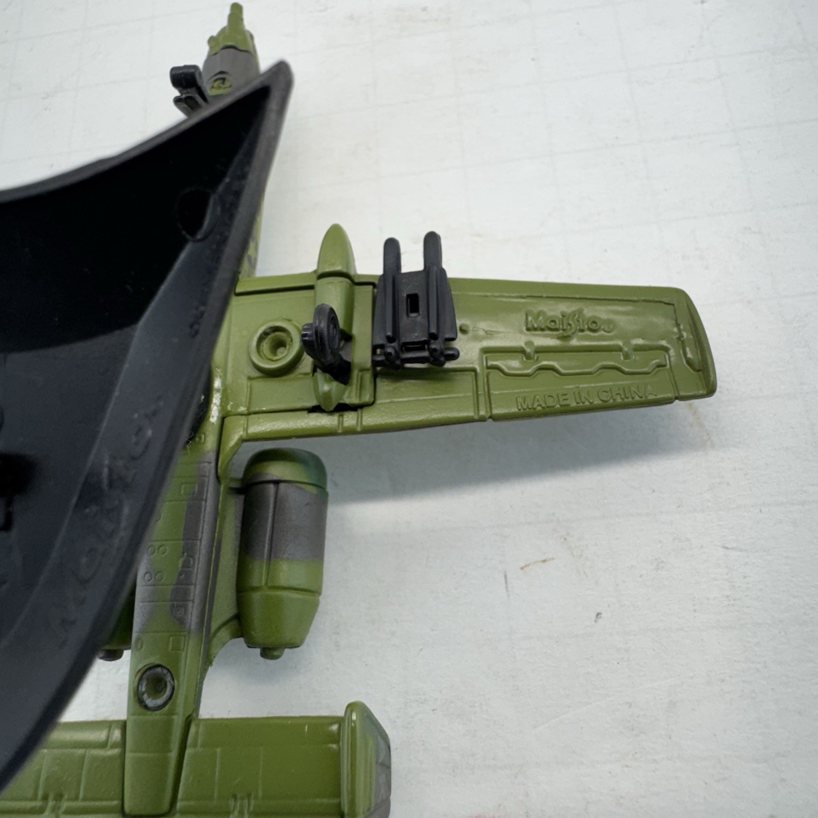 Maisto A-10 A Thunderbolt II Metal And Vintage Plastic Toy Plane Green Camo