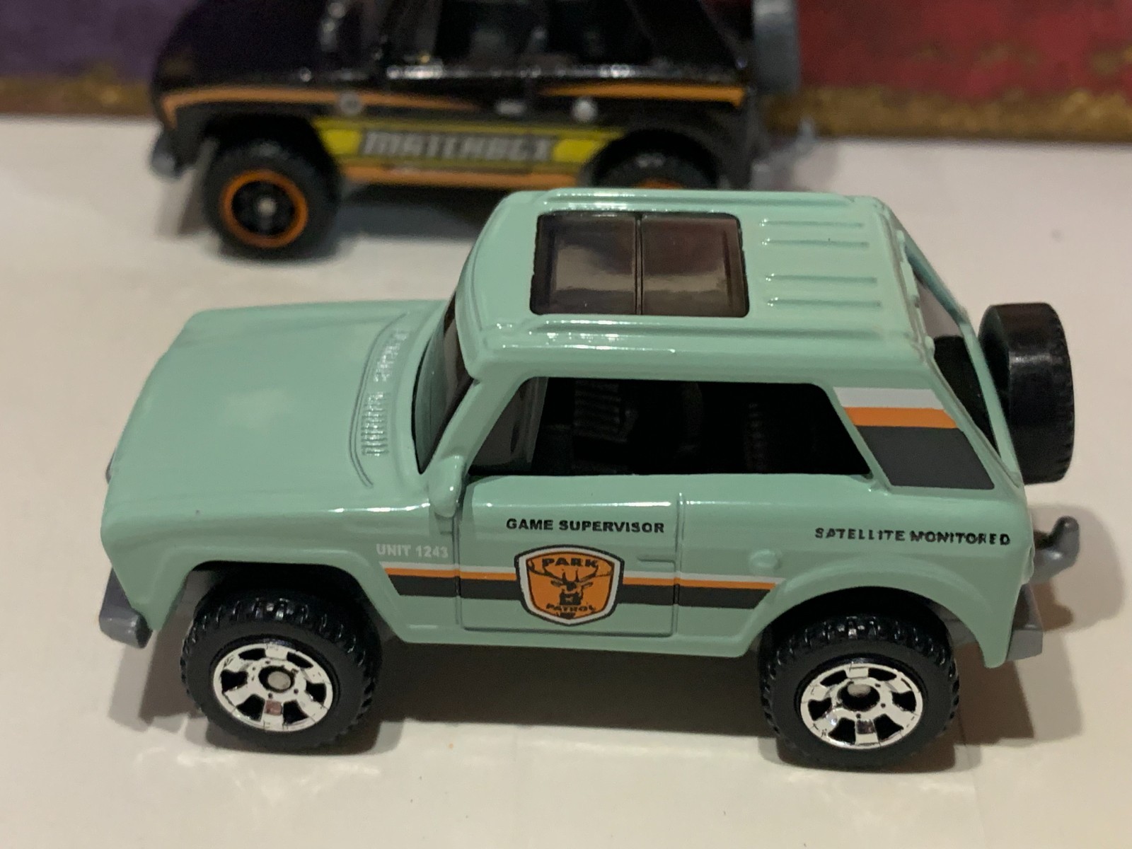 MATCHBOX MBX FIELD CAR X2. BLACK & SEAFOAM GREEN LOOSE NICE