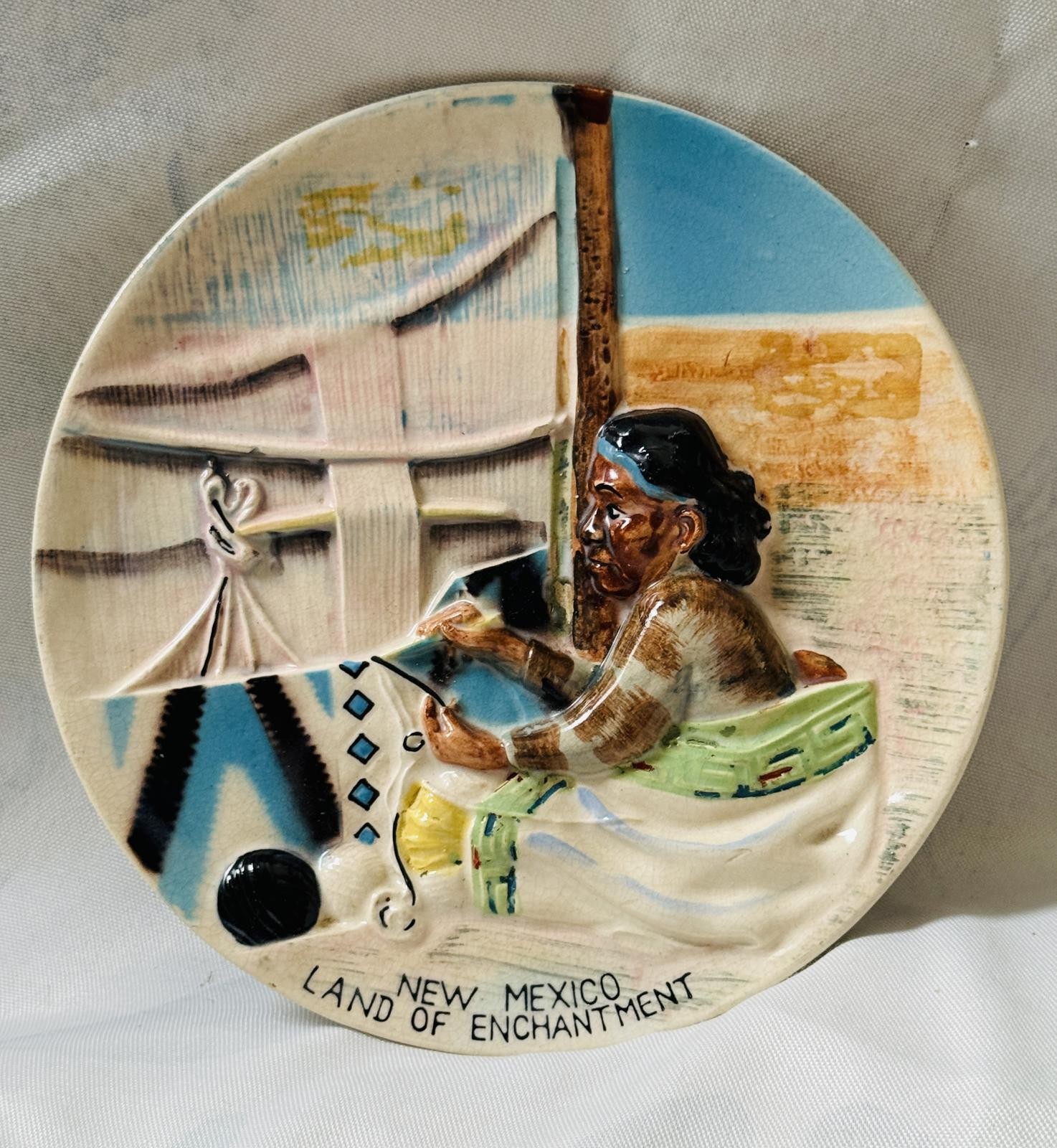 Collector’s Plate State New Mexico 3D Native American Indian Woman Weaving MINT