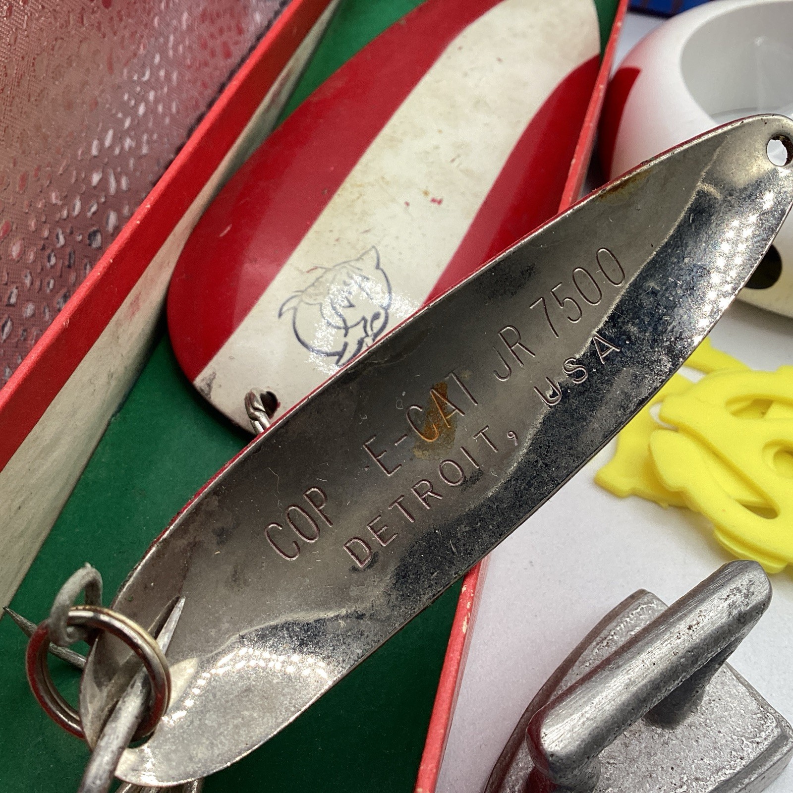 Junk Drawer Vintage Mix Jewlery Knife Lure Zippo Tools