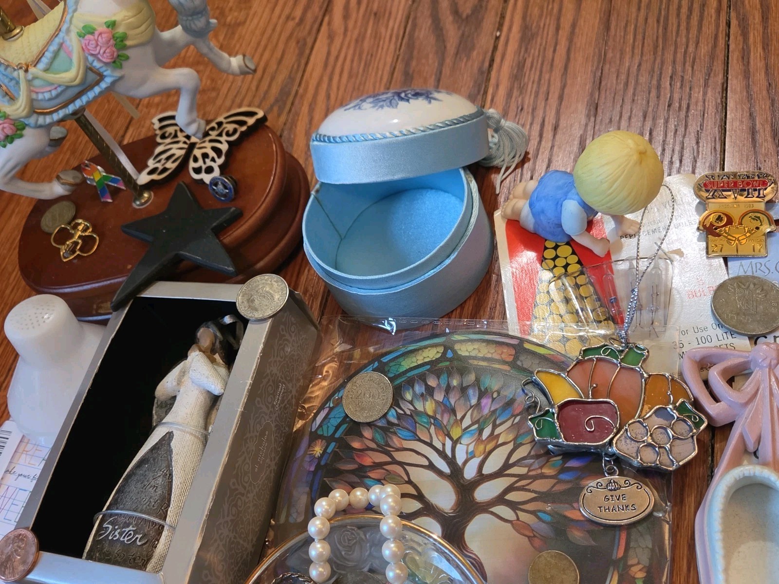 VINTAGE JUNK DRAWER LOT Coins Pins Collectibles And More!