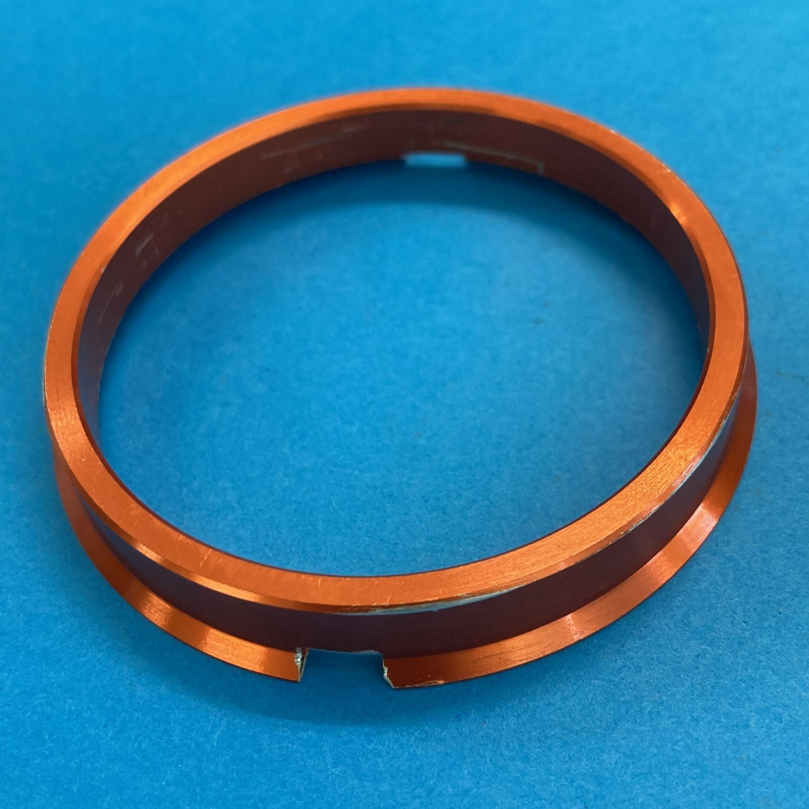 Nissan 4-hole hub ring, 2 pieces, for non-genuine wheels, outer diameter .67mm,