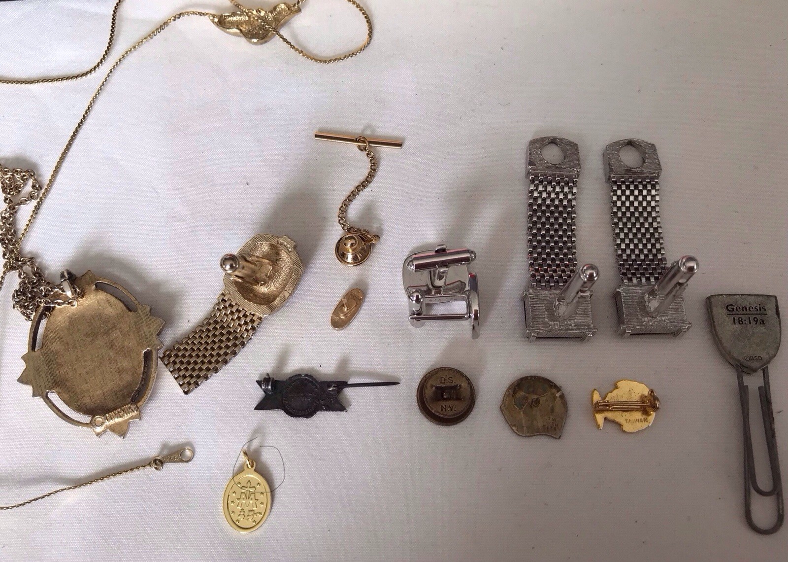 VTG/Antique Estate/Auction ~ Coins/Sterling/Knives/Jewelry/Lighters/Stamps 150+