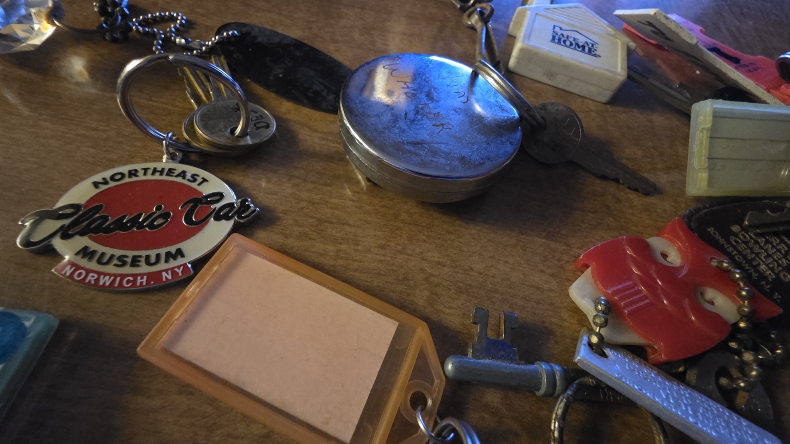 Vintage Key Lot 37 Ford Generators John Deere Multiple Trinkets From Estate…