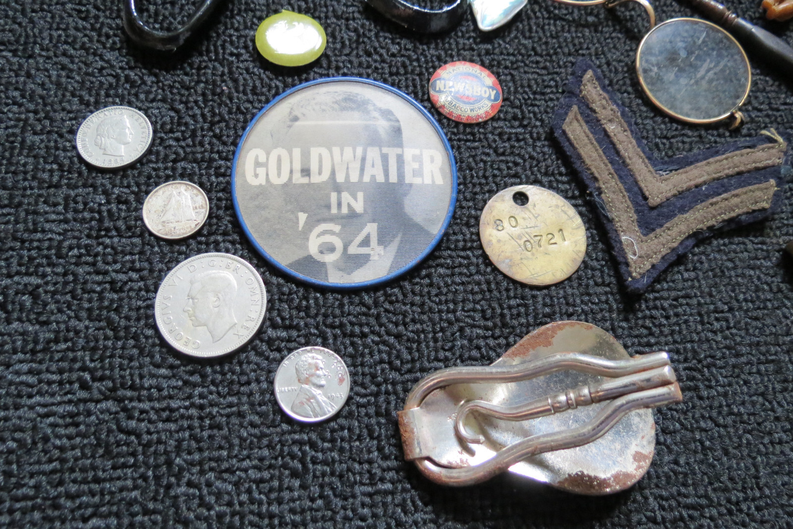ECLECTIC TREASURES JUNK DRAWER LOT – Vintage Gems