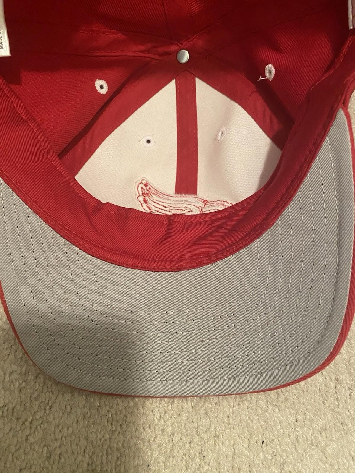 Vintage 90’s Detroit Red Wings Hat Cap Logo Athletic NHL Snapback Red