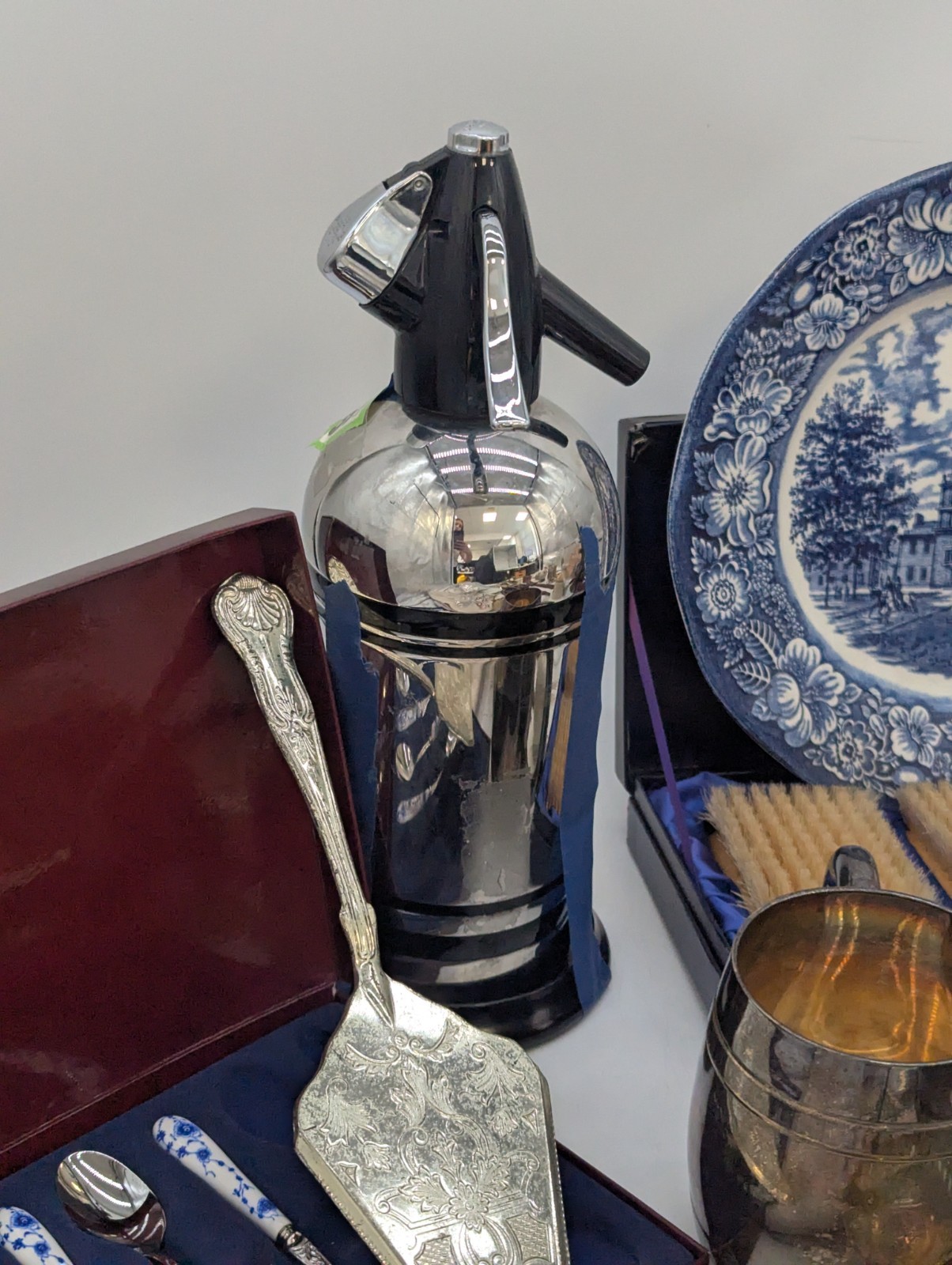 Vintage Collectables Job Lot Mixed Kitchenware Silver Plate Decorative A83 Y48