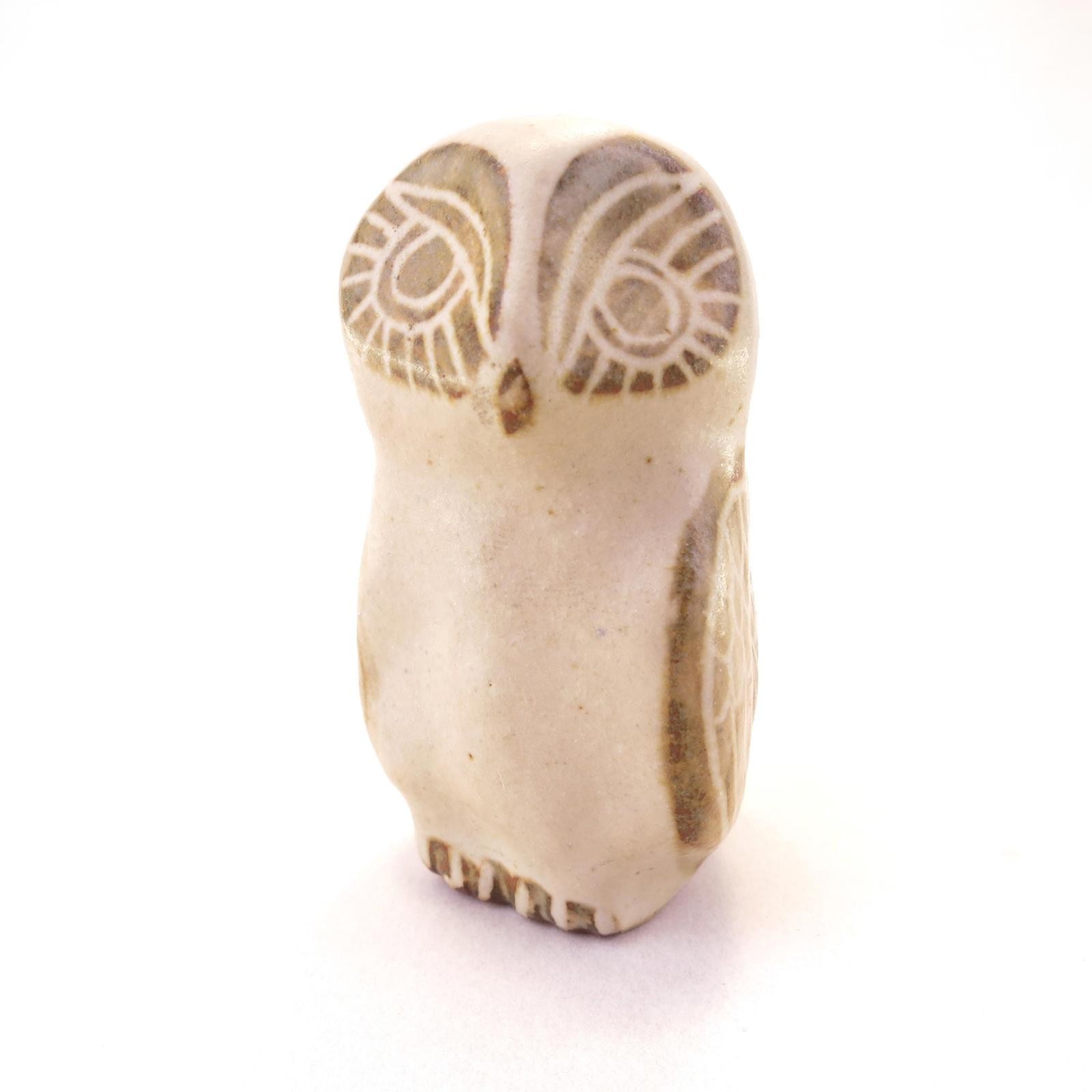 Groovy Owl Handmade Clay Vintage Ceramic Bird Figurine Beige 3.5″