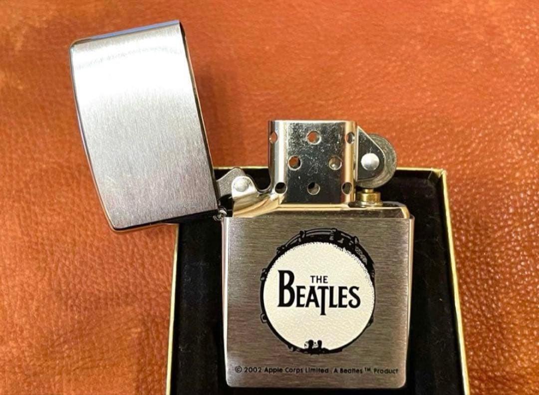 Zippo The Beatles Ringo Starr Bass Drum First Edition Made in 2002 Unused