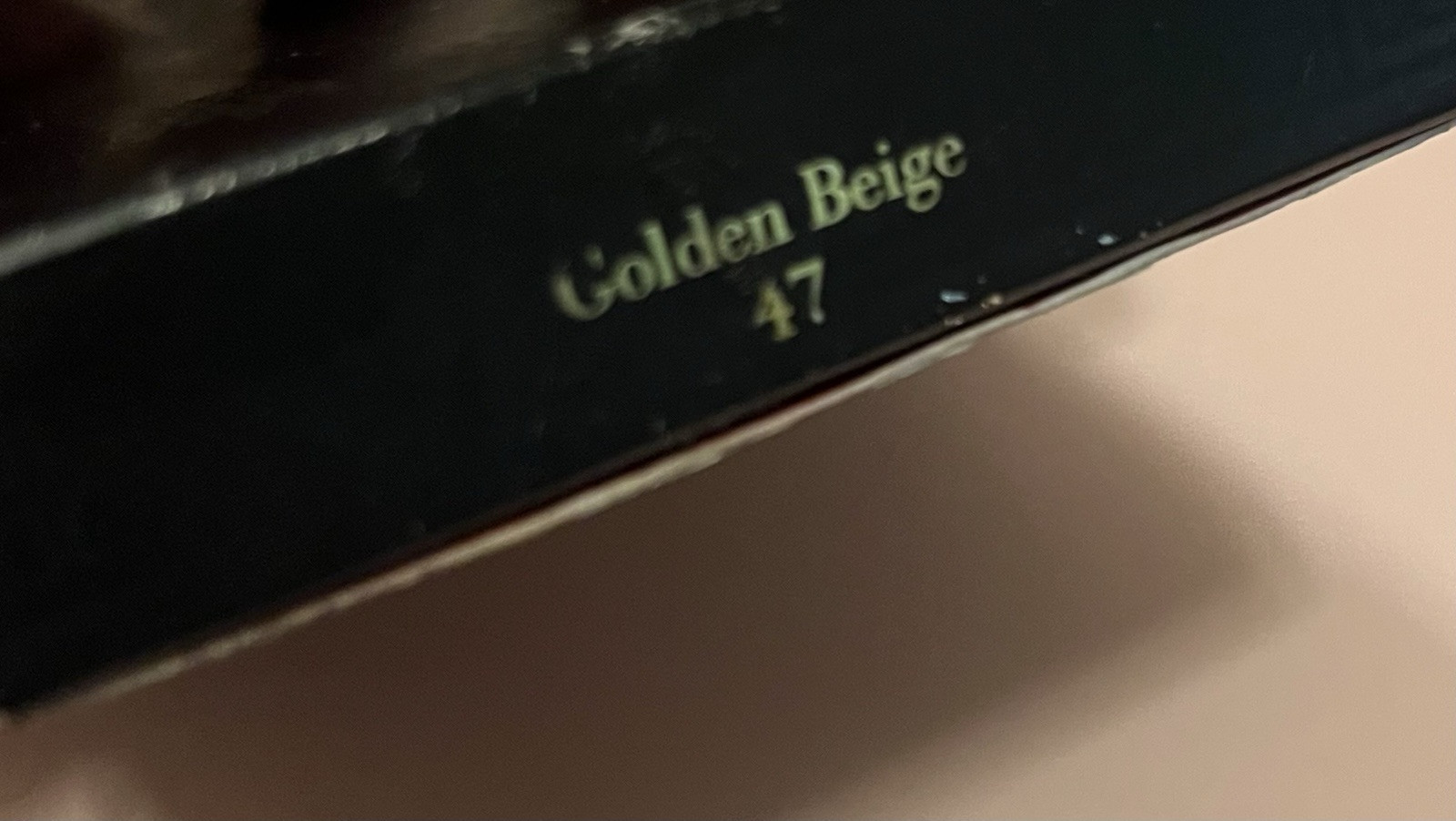 ELIZABETH ARDEN FLAWLESS FINISH SPONGE-ON CREAM MAKEUP 47 GOLDEN BEIGE. BOXED