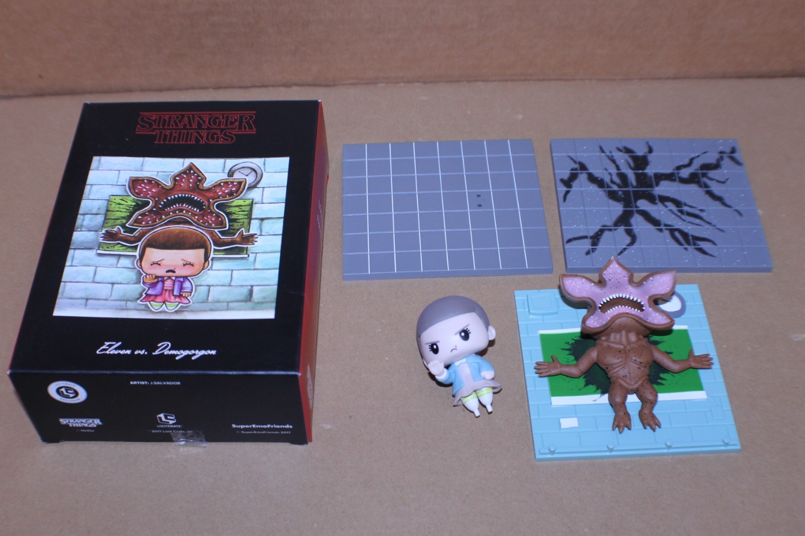 USED / AS-IS / Junk Drawer Mixed Toys Lot Pokemon Black & White Game Art Folio