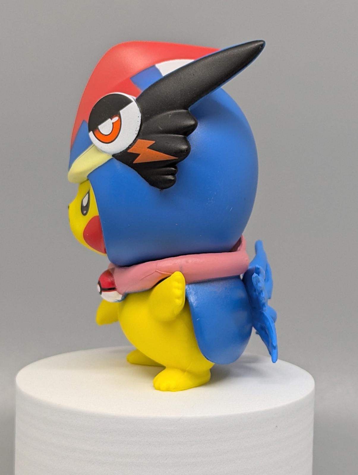 Pikachu x Greninja POKEMON COSPLAY Collectible Figure