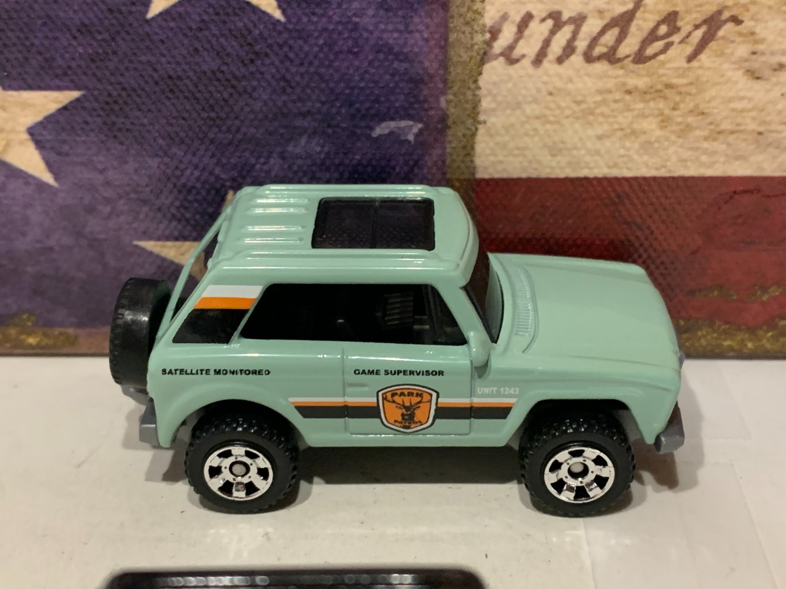 MATCHBOX MBX FIELD CAR X2. BLACK & SEAFOAM GREEN LOOSE NICE
