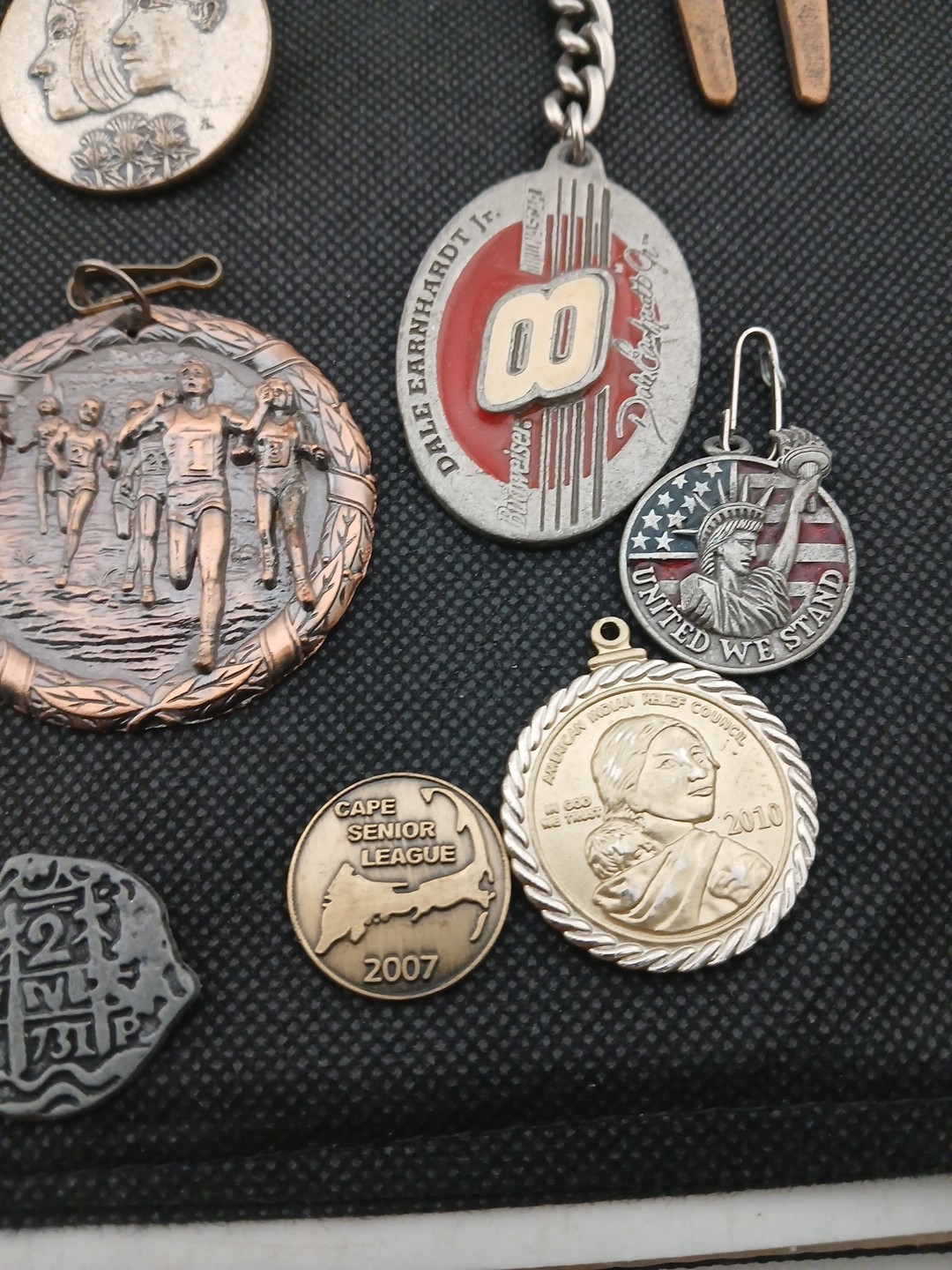 LOT OF GRANDPA’S vintage Souvenir coins pins Keychains collection