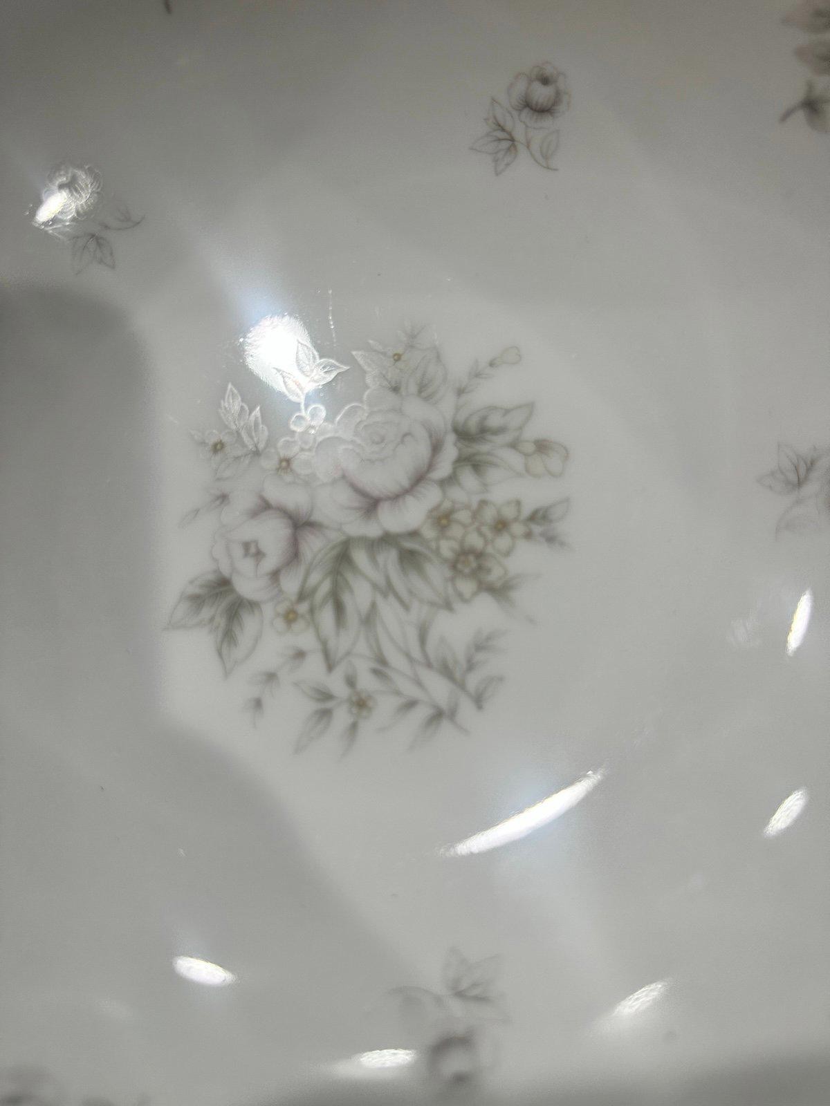 Vintage Meito China Pink Flower Jackson International Brocade 9” Serving Bowl
