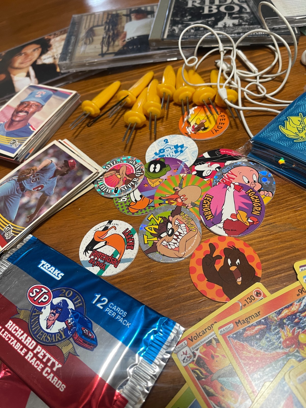 Vintage Junk Drawer Lot – PACKS, BASEBALL , BASKETBALL Cards, GPK, CDS, Pokémon