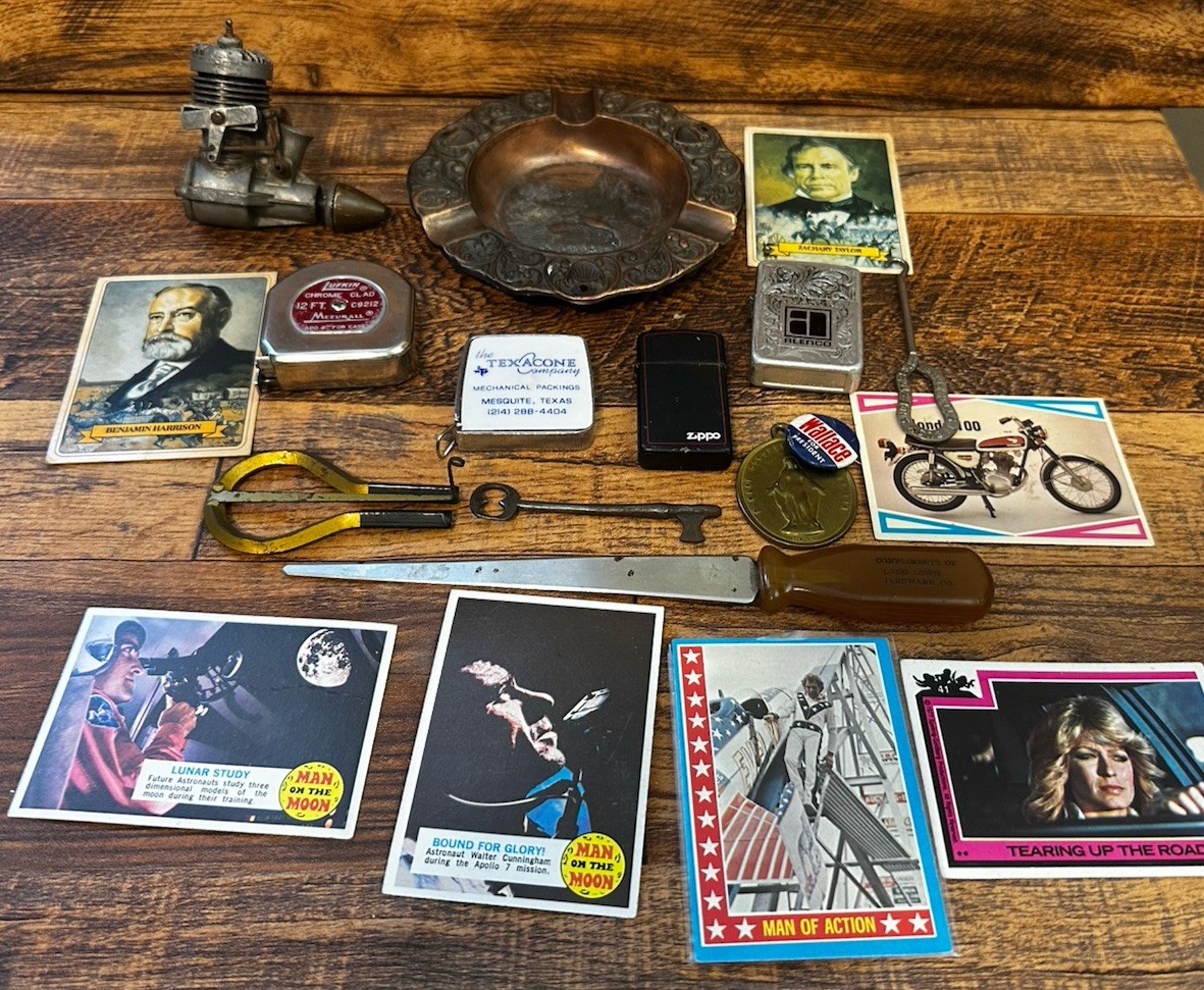 VINTAGE JUNK DRAWER LOT ADVERTISING FOX 15 MOTOR SEA WORLD ASHTRAY ZIPPO