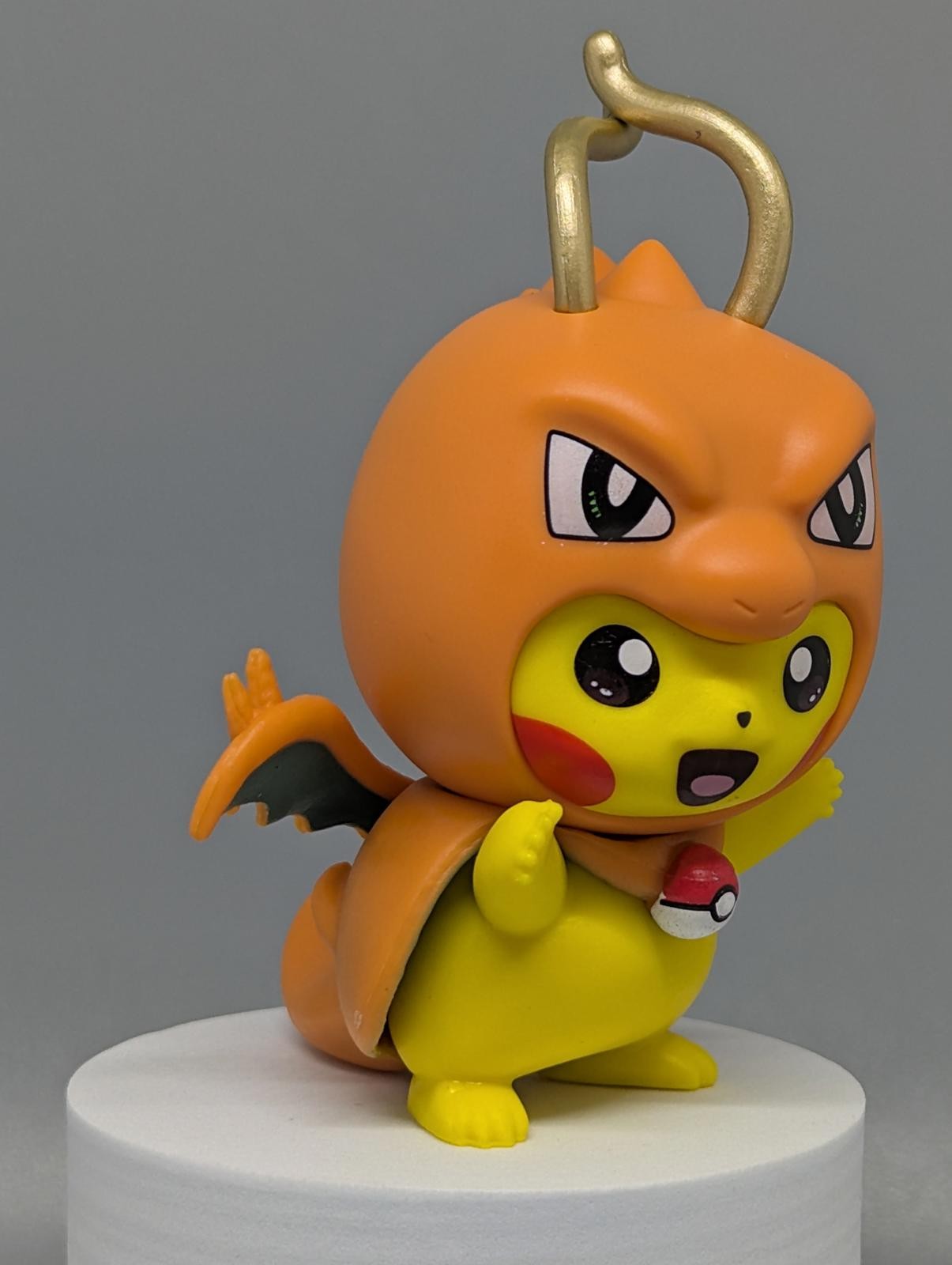 Pikachu x Dragonite POKEMON COSPLAY Collectible Figure
