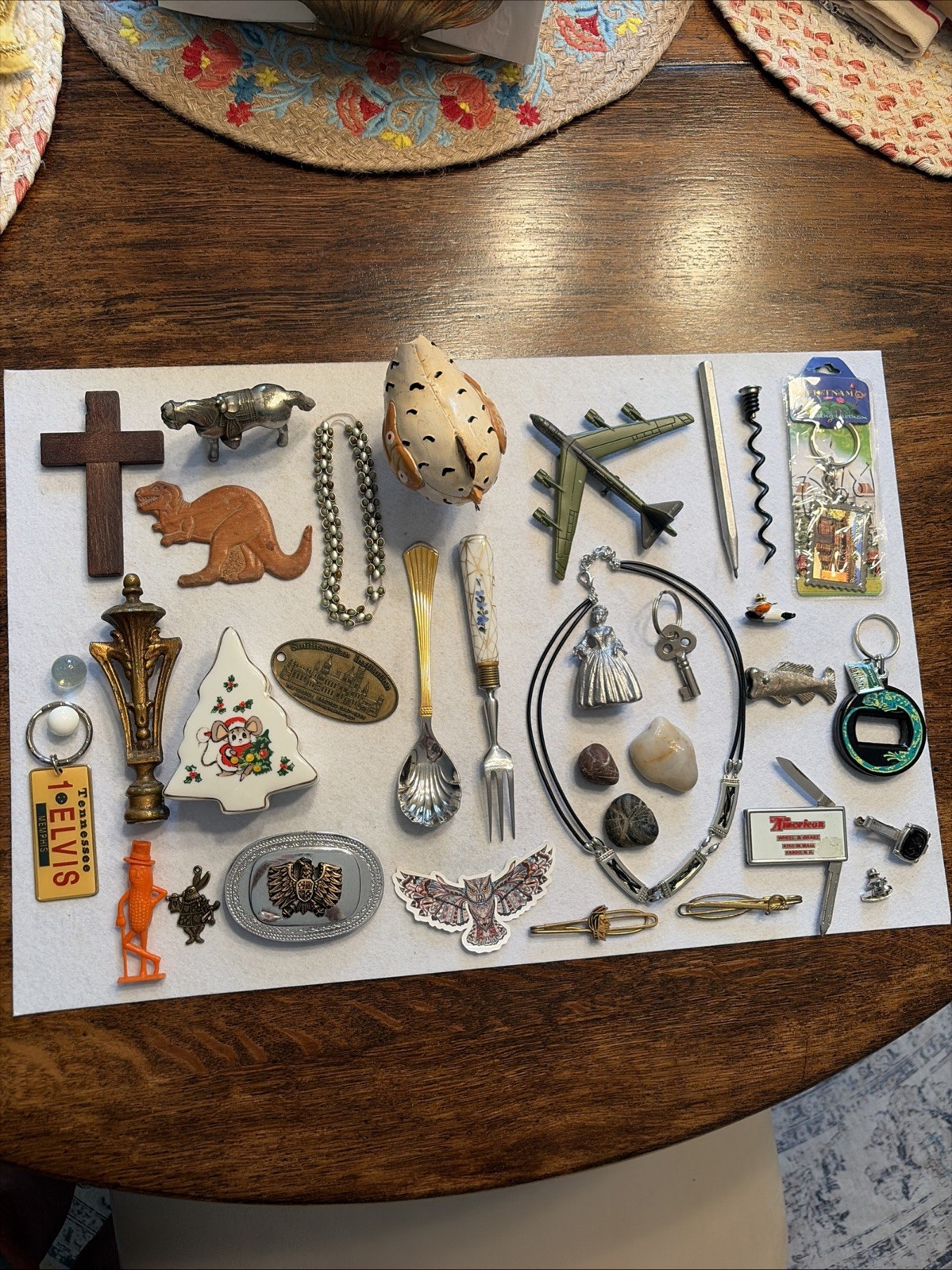 VINTAGE ANTIQUE JUNK DRAWER LOT. VINTAGE ITEMS & ANTIQUES – Variety Mixed Lot