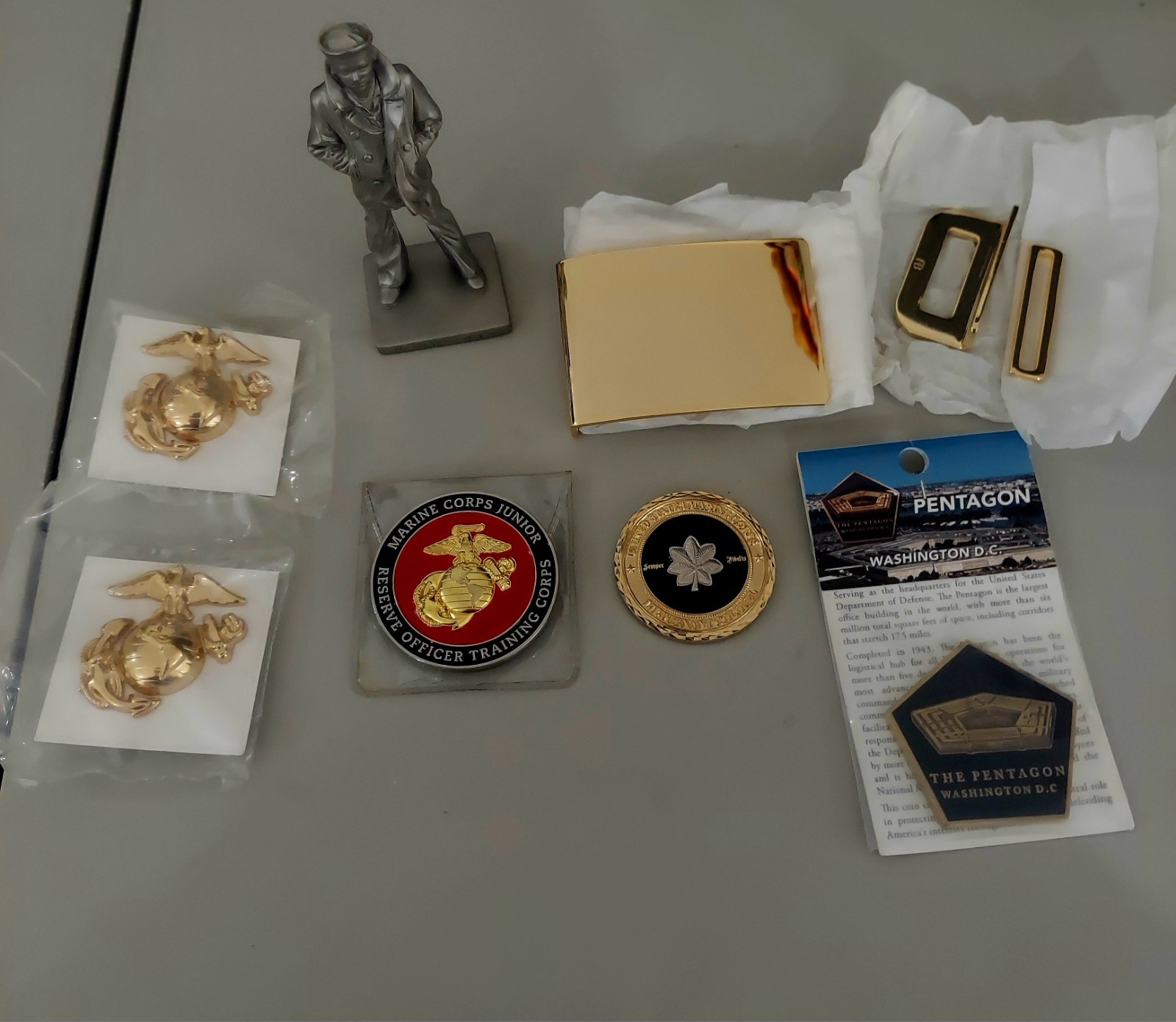 Military Memorabilia/ Collectibles U.S. Army,Pentagon, U.S.M.C. Challenge Coins