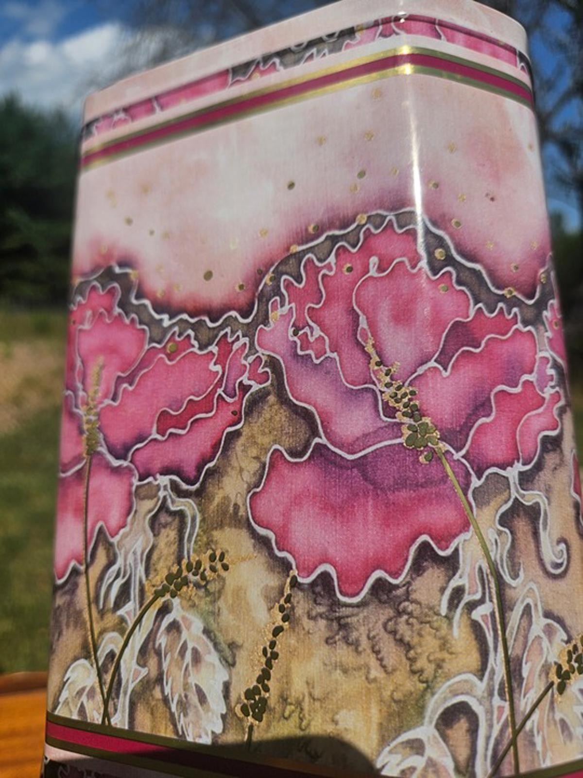 Exquisite Vintage English Hexagon Tin – Rare Pink Iris & Gold Accent Decor