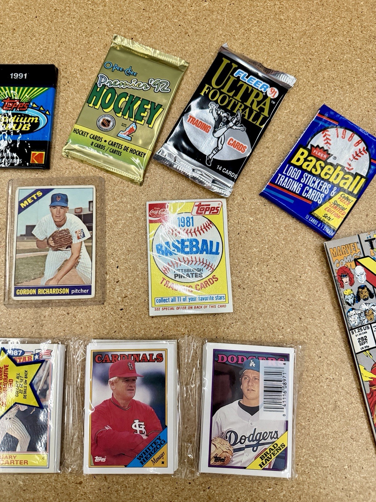 Sports Comics & Coins Collection Lot # 2 Football Hockey Baseball DC Marvel