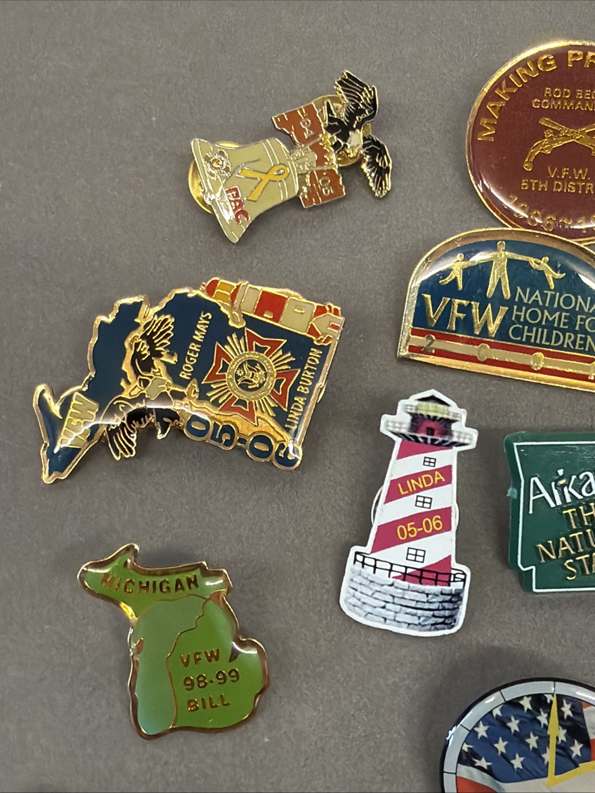 VTG Lapel Pins Lot – Vfw, Michigan, Travel, Flag, Eagle, Conventions #1 ms1