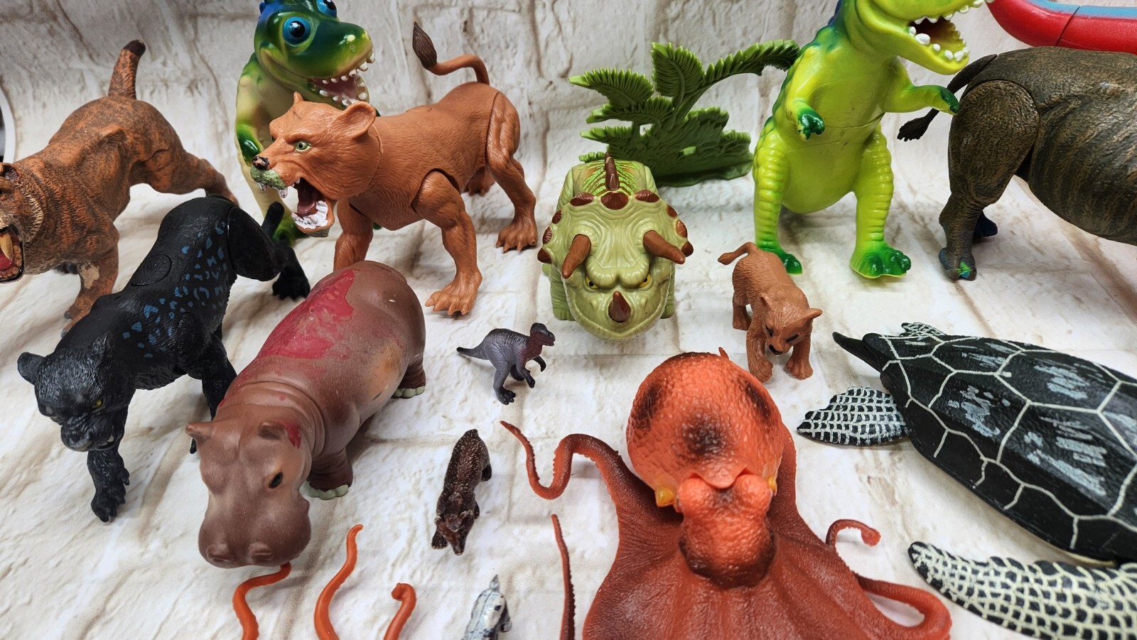 Junk Drawer Animal & Dinosaur Toy Lot of 19 + Plastic & Rubber Figures