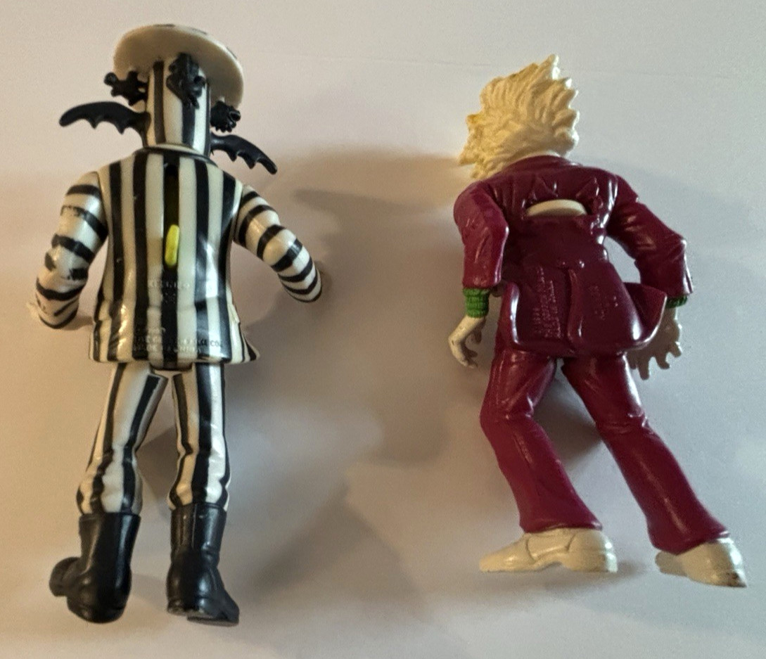 18 Miscellaneous VTG Items – See Description For More Info