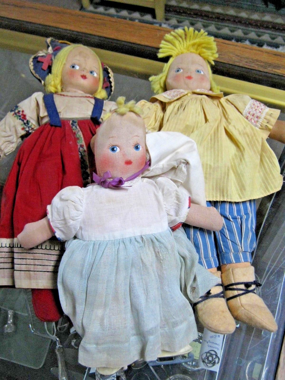 Lot of 3 Vintage PLUSH Cloth DUTCH Dolls Mom + 2 Children ICE SKATING MOLLY-ES